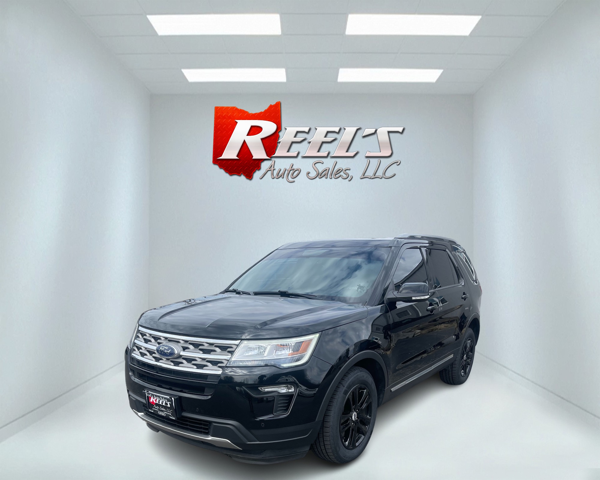 photo of 2018 Ford Explorer XLT 4WD